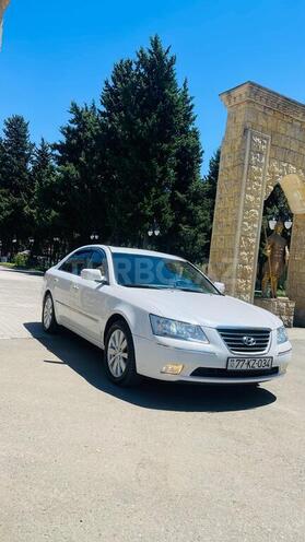 Hyundai Sonata-5