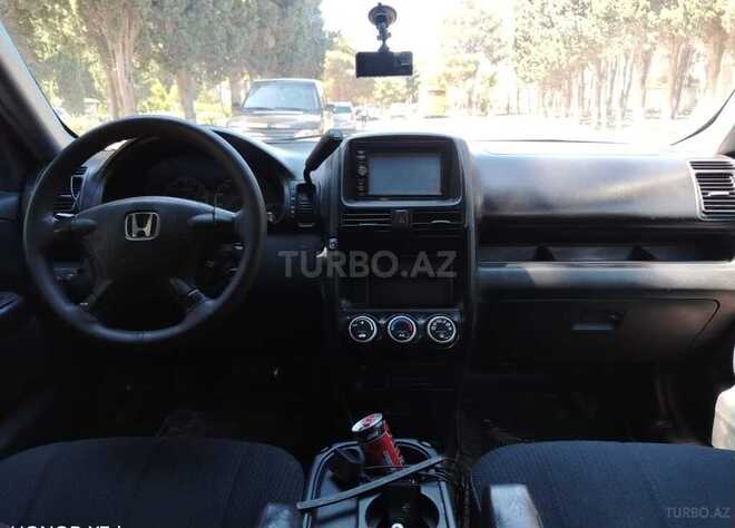 Honda CR-V-6
