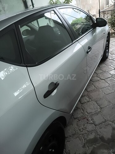 Hyundai i30-5