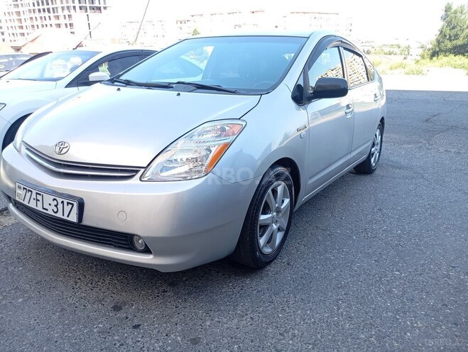 Toyota Prius-1
