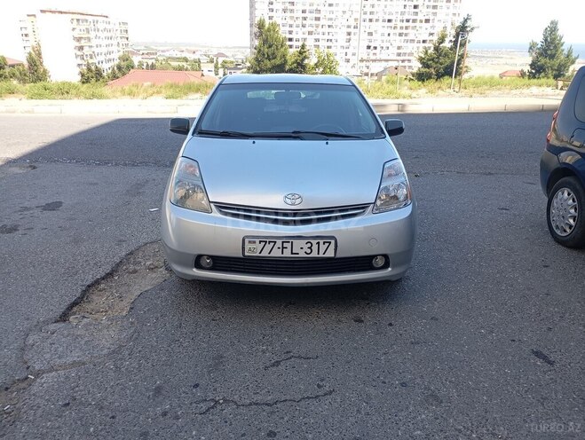 Toyota Prius-5