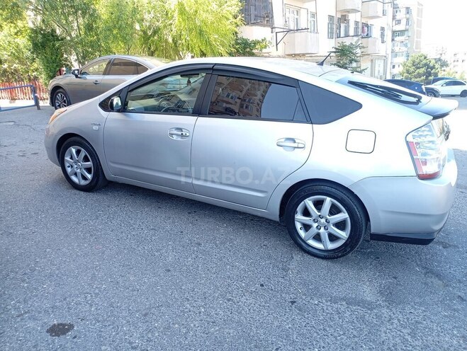 Toyota Prius-9