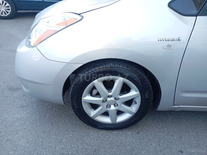 Toyota Prius-14