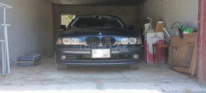 BMW 525-1