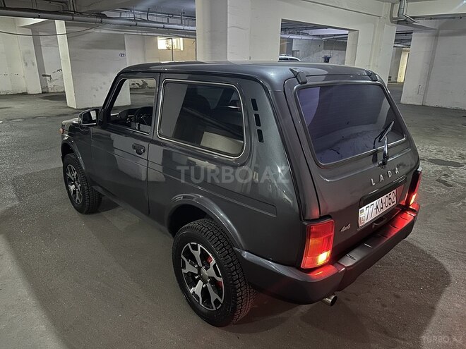 LADA (VAZ) Niva-12
