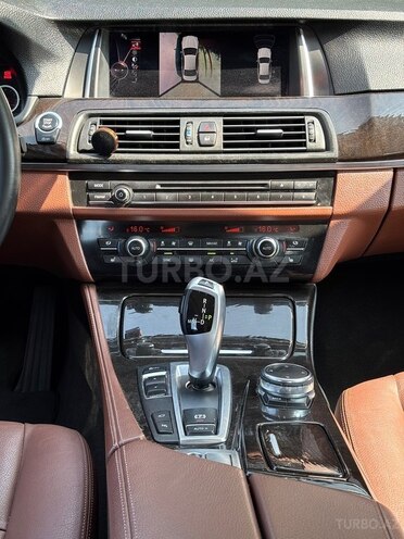 BMW 528-12