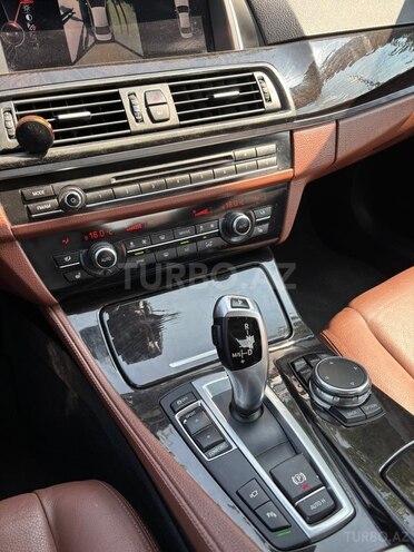 BMW 528-13