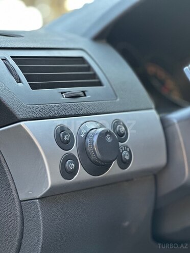 Opel Astra-12