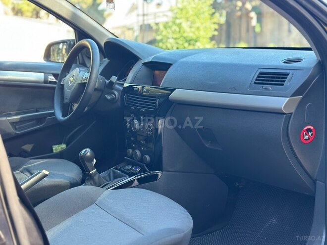 Opel Astra-14