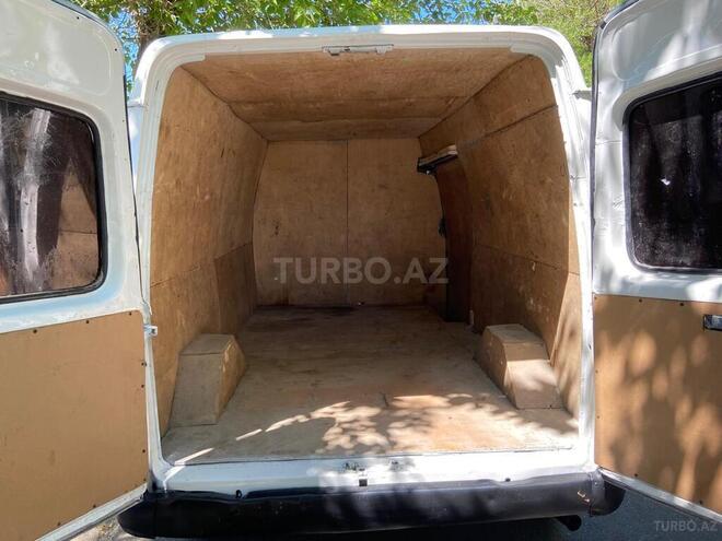 Ford Transit-14