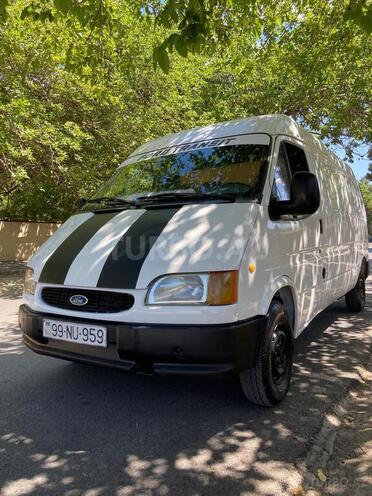 Ford Transit-3