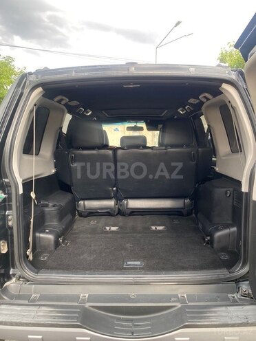 Mitsubishi Pajero-12