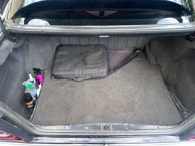 Mercedes E 220-6