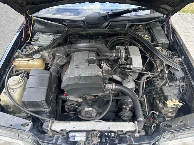 Mercedes E 220-8