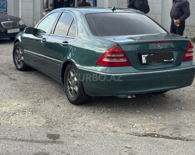 Mercedes C 200-2