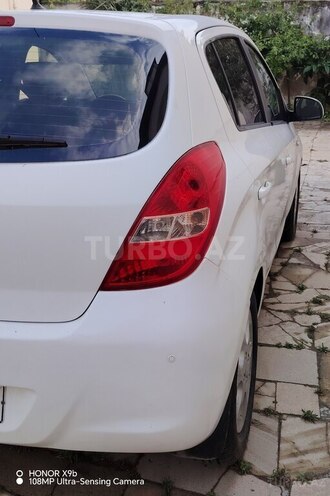 Hyundai i20-5