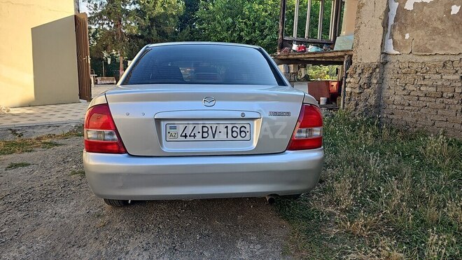 Mazda 323-2