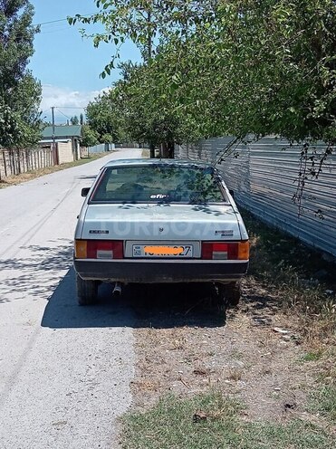 LADA (VAZ) 21099-2