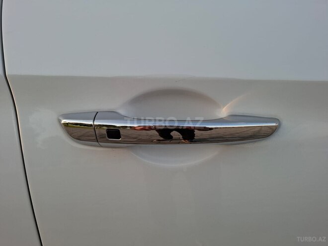 Hyundai Elantra-19