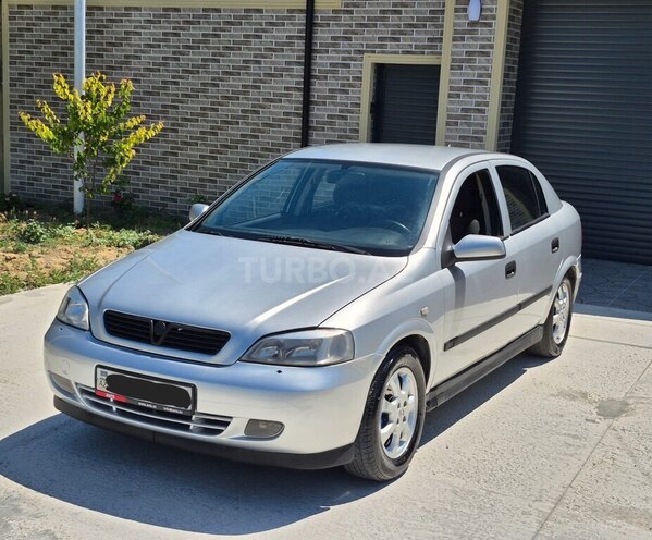 Opel Astra-1