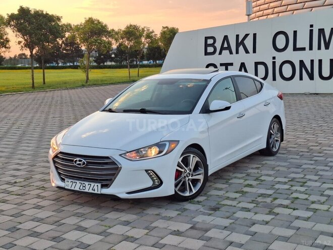 Hyundai Elantra-9