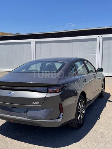 Changan Qiyuan A05-6