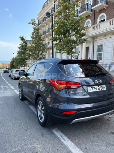 Hyundai Santa Fe-5