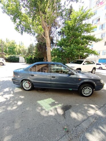 Iran Khodro Samand-4