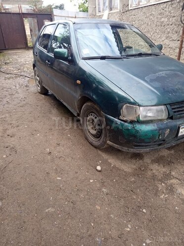 Volkswagen Polo-5