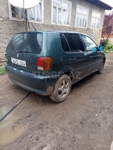 Volkswagen Polo-4