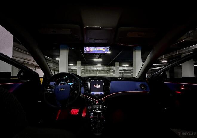 Chevrolet Cruze-8