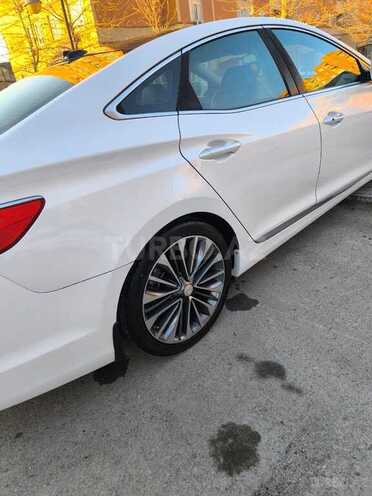 Hyundai Grandeur-4