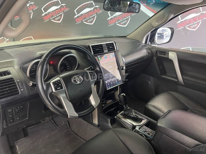 Toyota Land Cruiser Prado-7