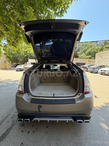 Toyota Prius-8