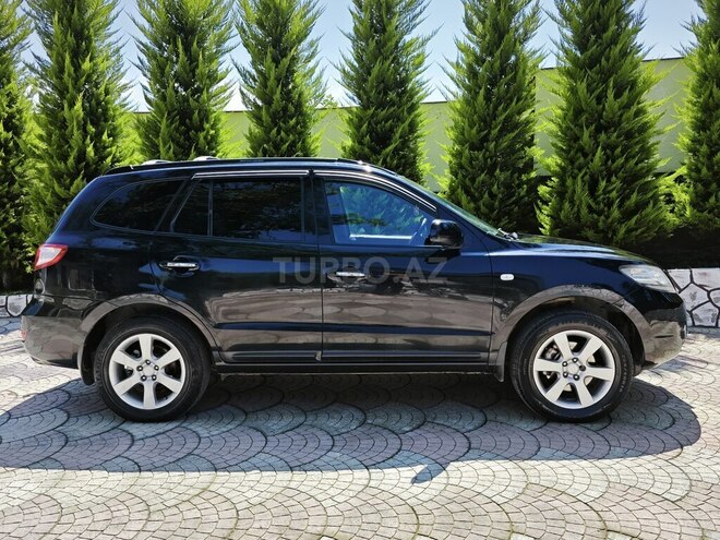 Hyundai Santa Fe-8