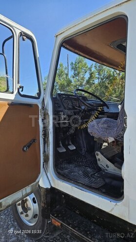 ZIL 5301-18