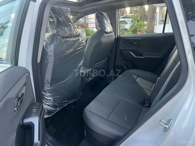 Toyota RAV4-20