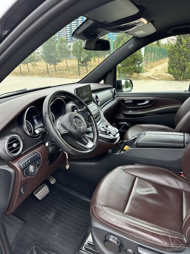 Mercedes V 250-16