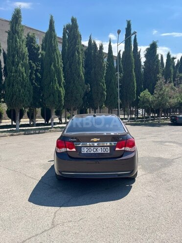 Chevrolet Cruze-4