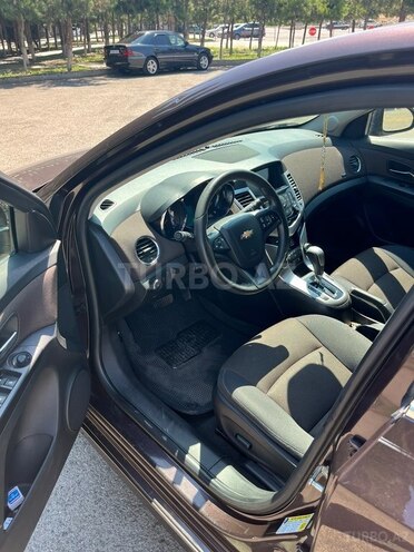 Chevrolet Cruze-5