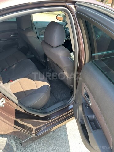 Chevrolet Cruze-6