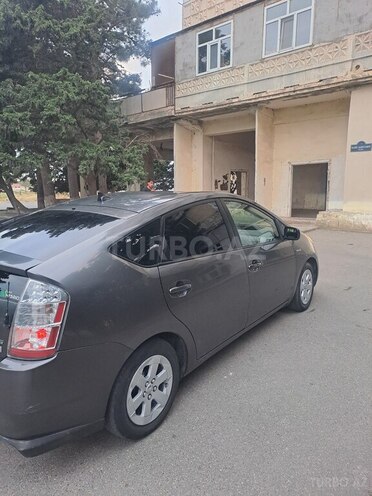Toyota Prius-9