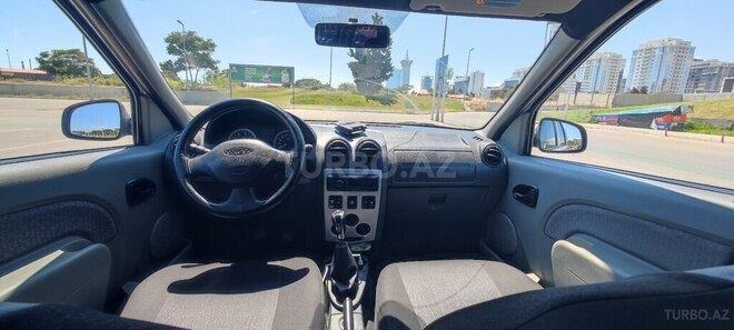 Dacia Logan-7