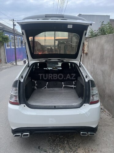 Toyota Prius-3