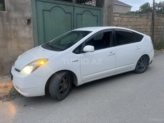 Toyota Prius-10