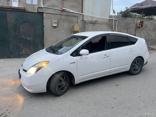 Toyota Prius-11