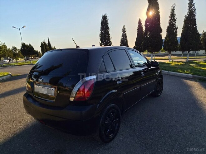 Kia Rio-2