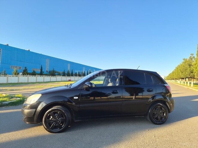 Kia Rio-4