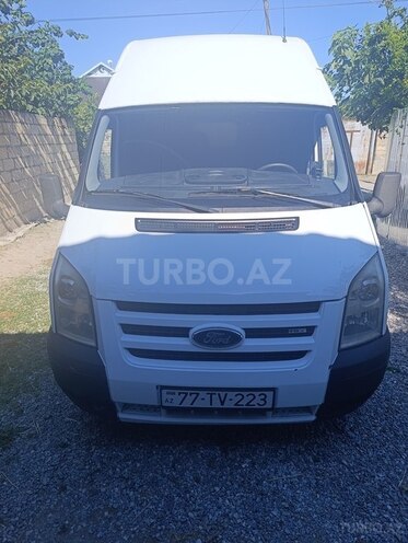 Ford Transit-1