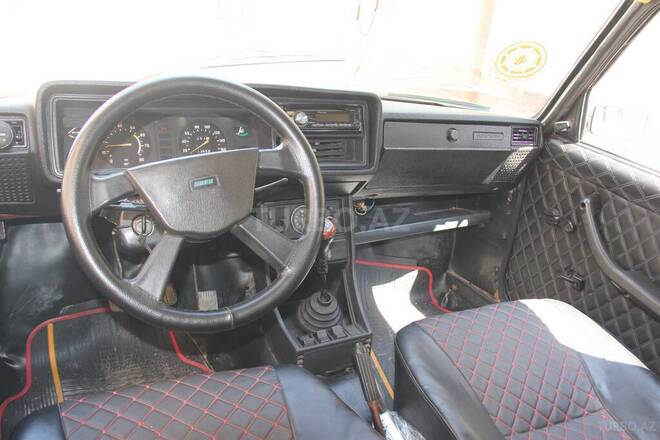 LADA (VAZ) 2107-6